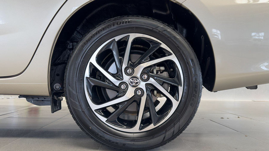 Vios 1.5E MT 2021 KM51101