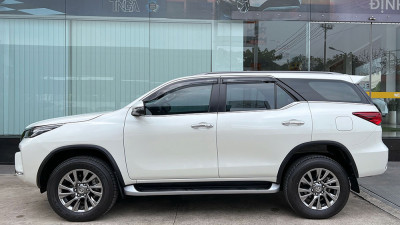 Fortuner 2.7 AT 4x2 2021 KM28810