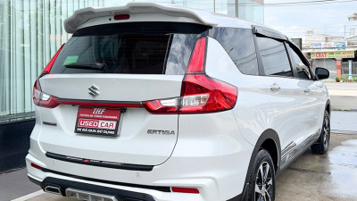 Suzuki Ertiga 1.5AT Màu Trắng Odo 4070 Km